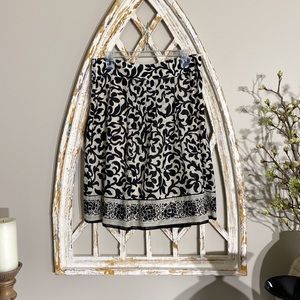 Ann Taylor Black and Tan skirt